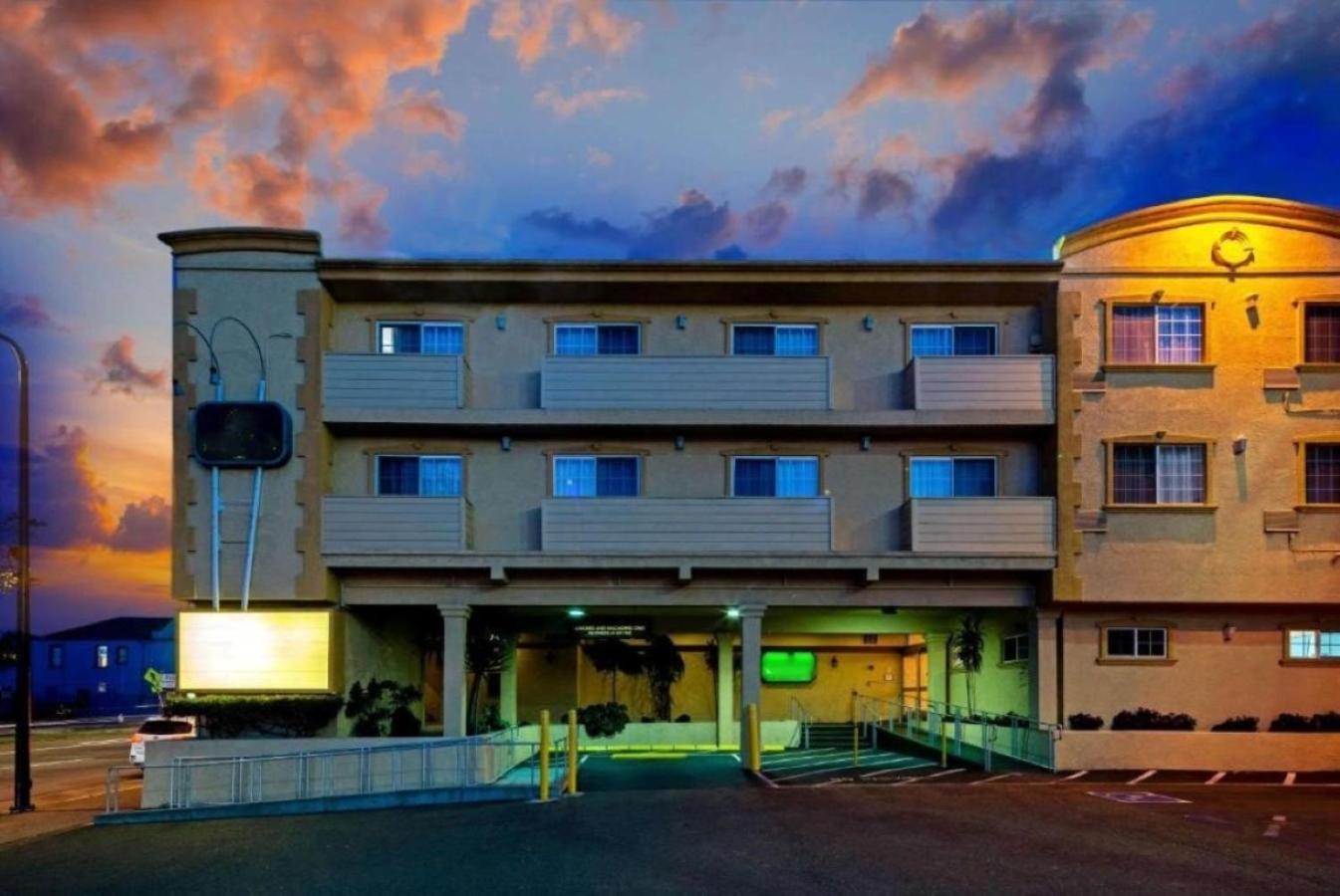 University Inn & Suites Berkeley Exteriör bild